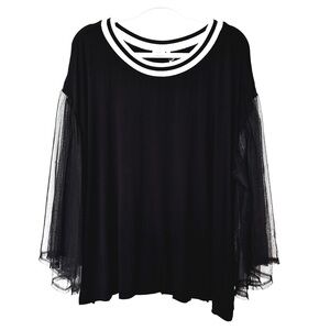 Good Luck Gem Athletic Rib Trim Tee with Mesh